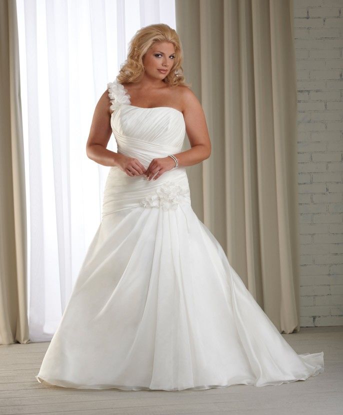 one shoulder wedding dress plus size