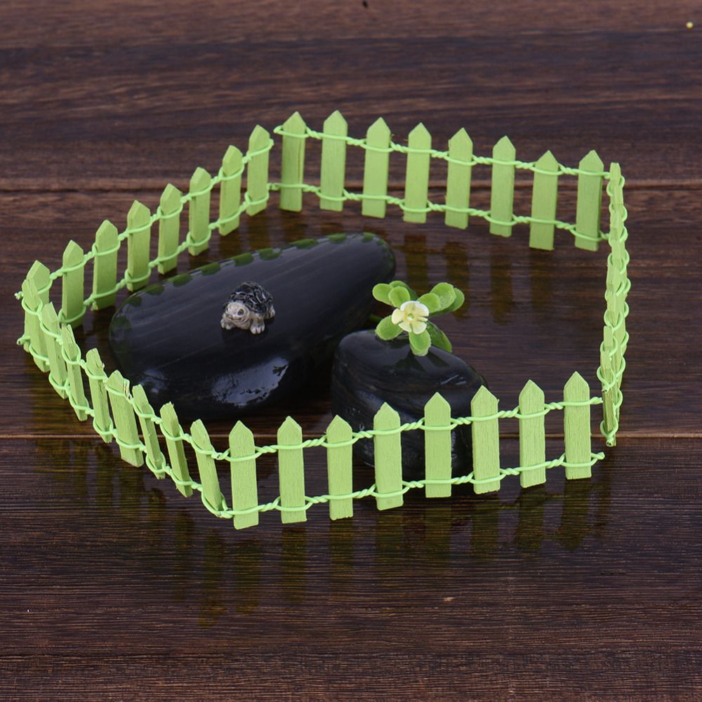 miniature fence diy