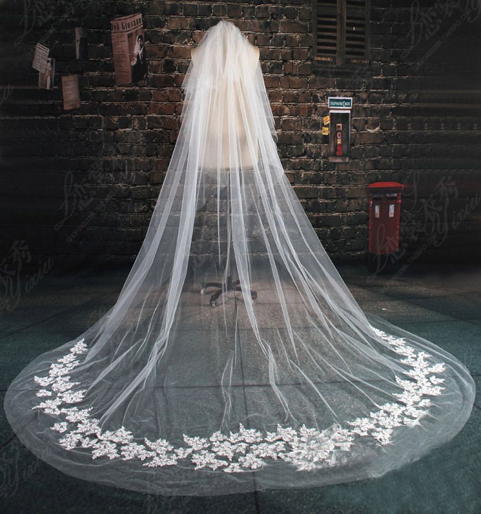 cream veils bridal