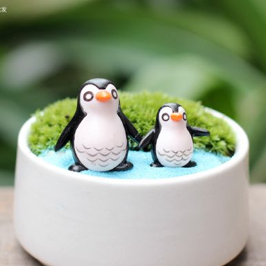 Moss Terrariums Ornaments Gnomes Penguins Figurine Miniature Resin Animal