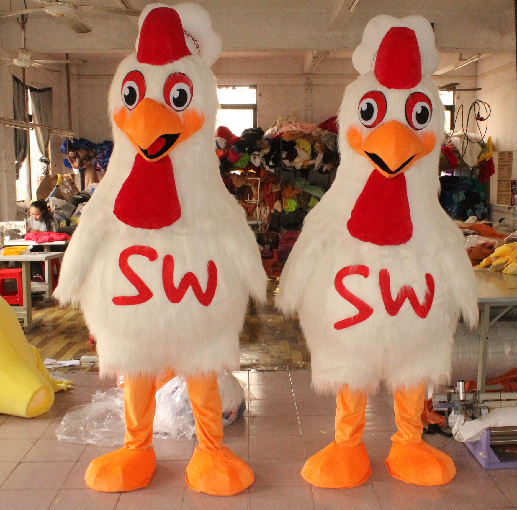 rh0418 100 real photos of furry big white hen chicken mascot costume for adult to wear sheep costumes leprechaun costumes from smartcostumes 313 71 dhgate com white hen chicken mascot costume