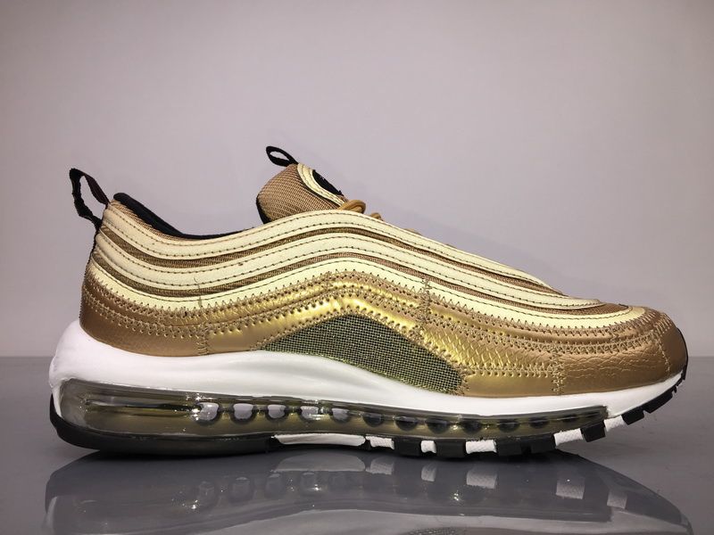 cristiano ronaldo running shoes