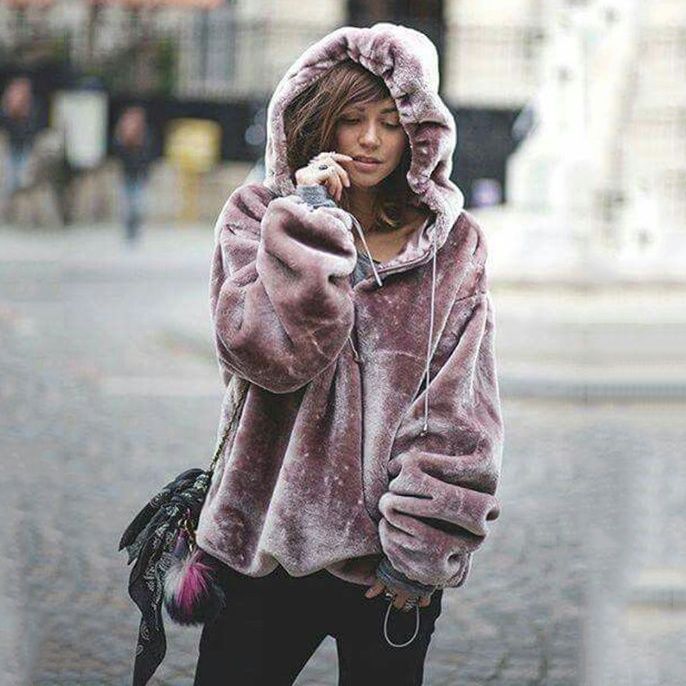 big oversized fluffy moletom com capuz