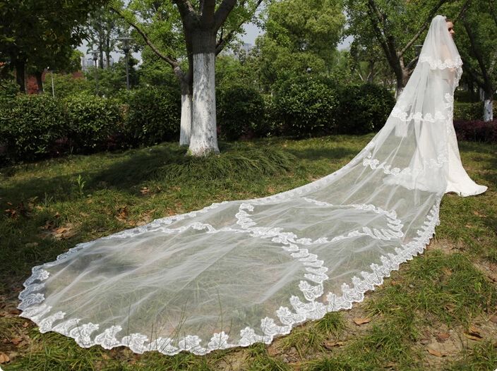 long veil train
