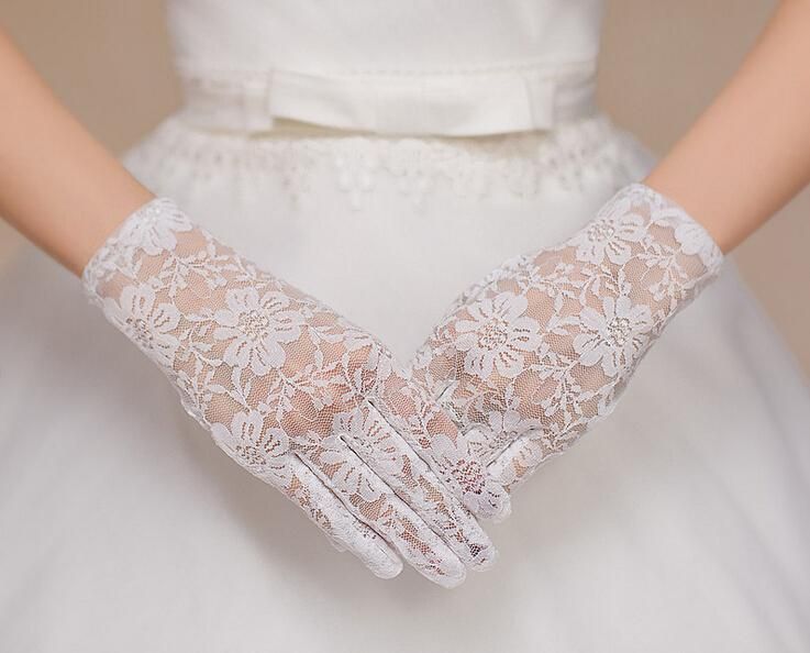short lace gloves