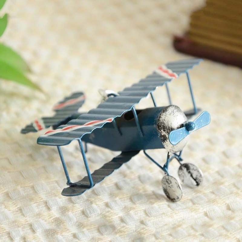 Juguete De Modelo De Aeroplano De Metal De Vintage Juguete De Modelo De Aeroplano De Metal De Vintage