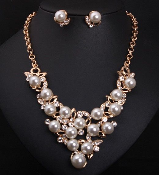 Pearl set for women Clearance
