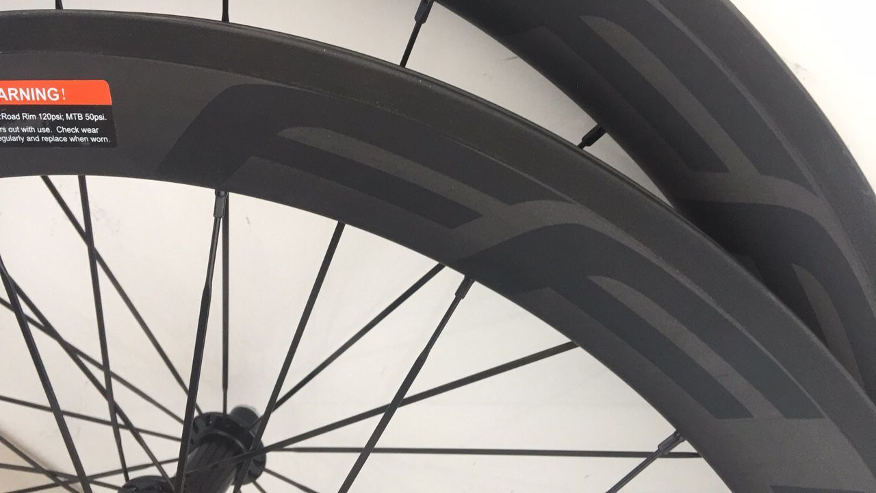 2018 Top Sale Ffwd Black Carbon Wheels 50mm Fast Forward Bike Carbon Wheels Bob Blak Road Bike Wheels F5r V Brake Surface With Power Hubs 12 Inch Bike Wheel Carbon Bicycle Wheels