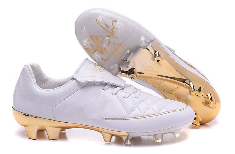 ronaldinho cleats white and gold