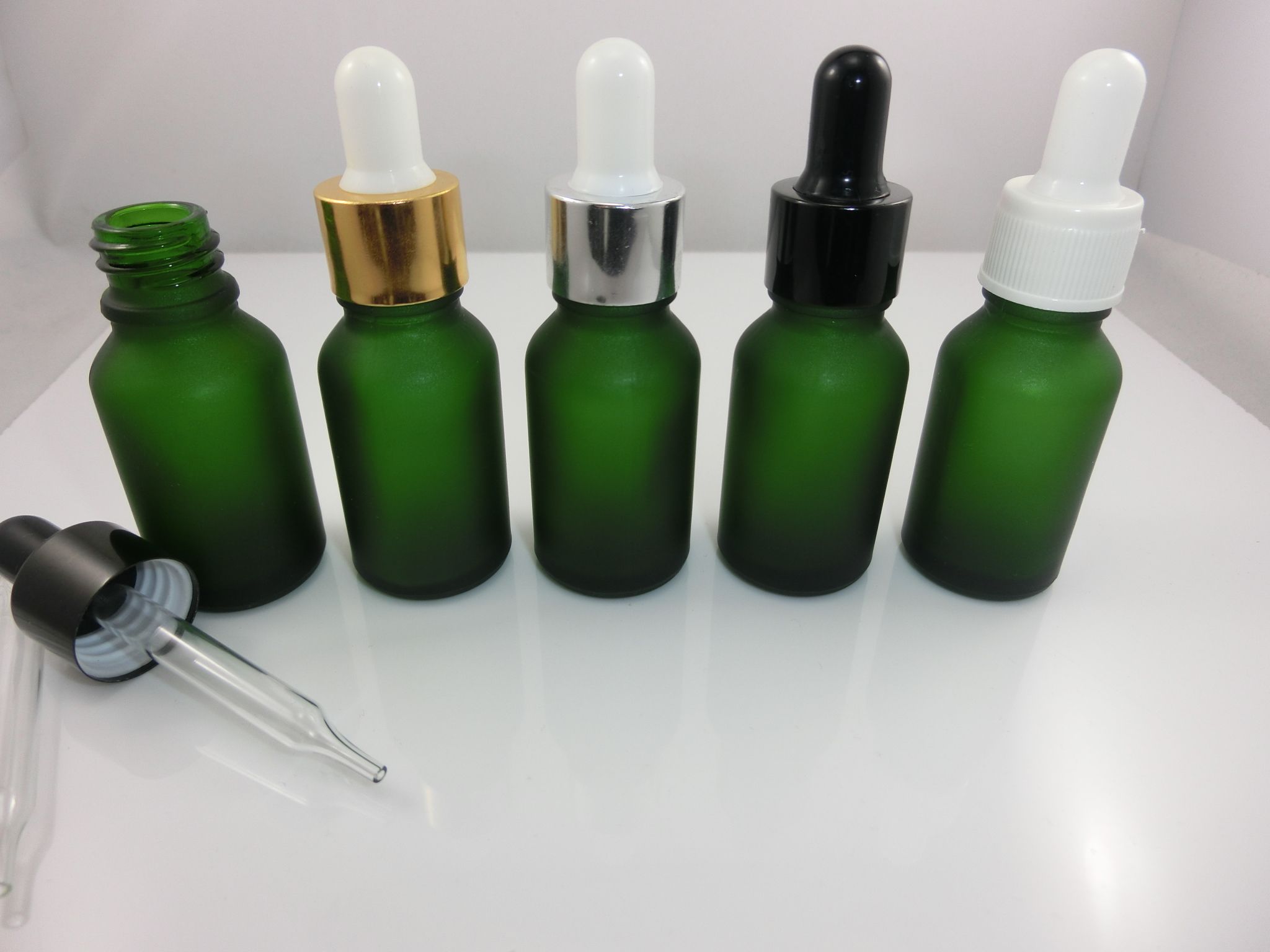 Download 2021 15ml 0 5 Oz Boston Round Green Frosted Glass Bottles Vails With Glass Eye Dropper Cap For Essential Oils Cosmetics Perfumes From Kathydhg 26 92 Dhgate Com