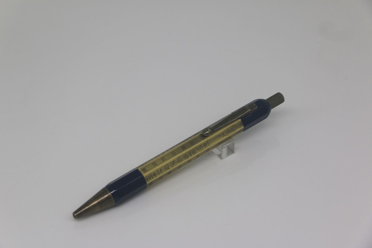 Pic.1 (una penna)