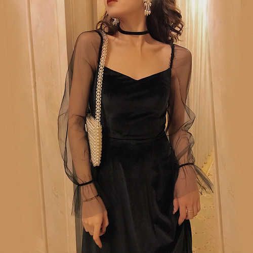 Schwarzes Samtkleid