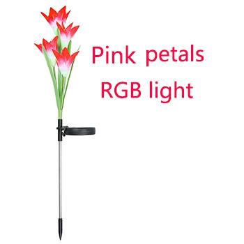 Pétales roses avec lumière RVB
