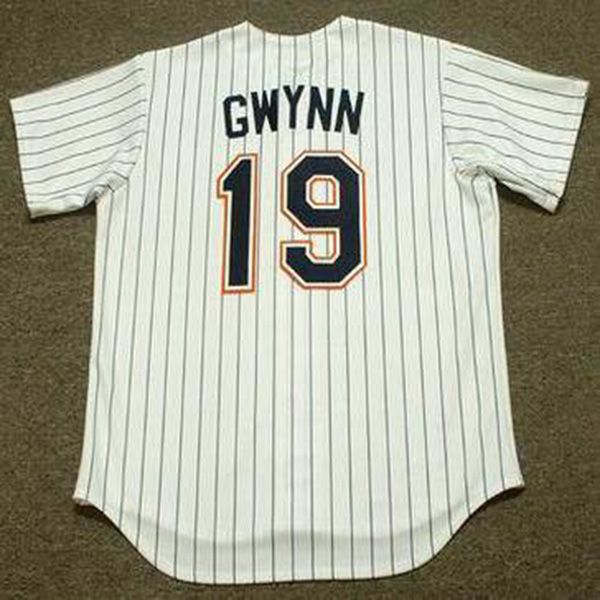 19 Tony Gwynn 1997 White