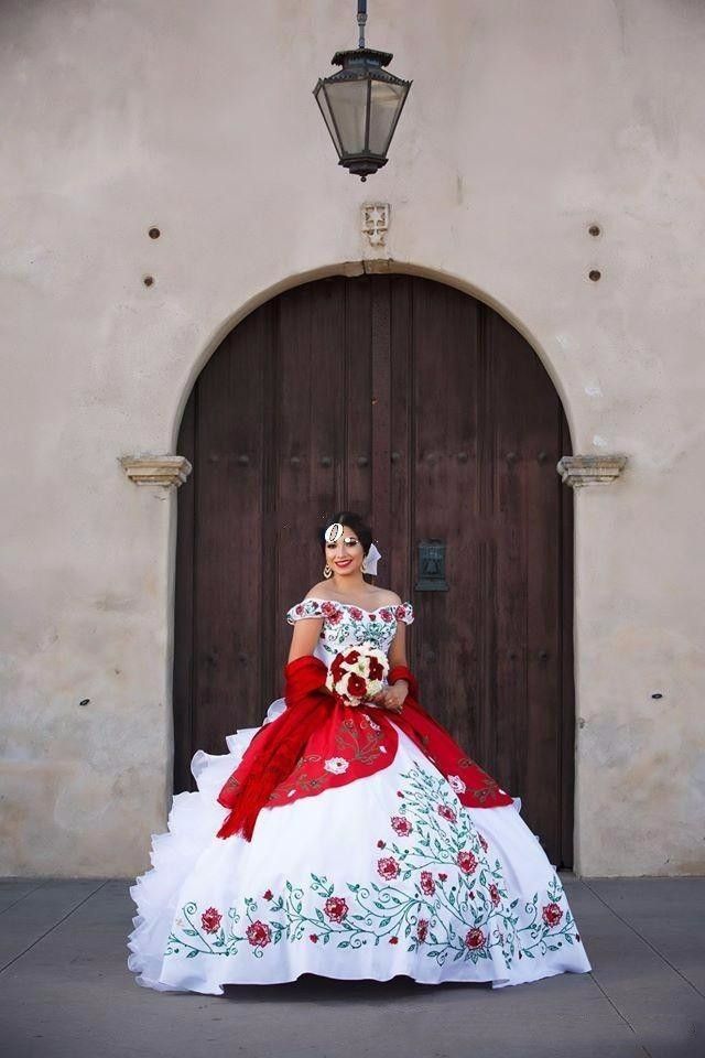 2021 Quinceañera Vestidos elegante rojo blanco satén bordado con cuentas dulce 16 vestido 15 años bola 2021 Quinceañera Vestidos elegante rojo blanco satén bordado con cuentas dulce 16 vestido 15 años bola