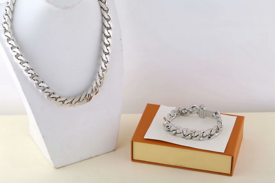 Necklace+Bracelet/Silver