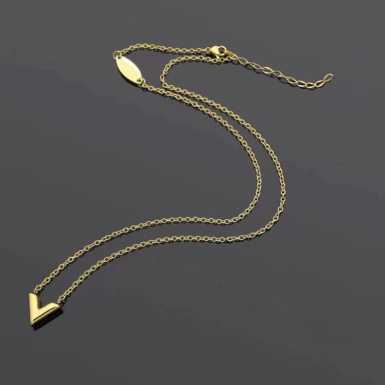 gold necklace