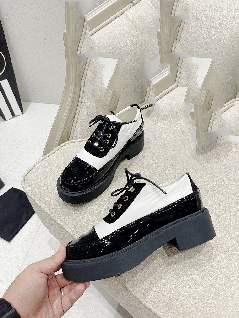 Koop 2022 Nieuwe Collectie Luxe Jurk Schoenen Designer Lace Up Loafers  Goede Kwaliteit Populaire Mode Hot Met Doos Geïmporteerd Kalfsleer + Zijde  Goedkoop | Snelle Levering En Kwaliteit | Nl.Dhgate