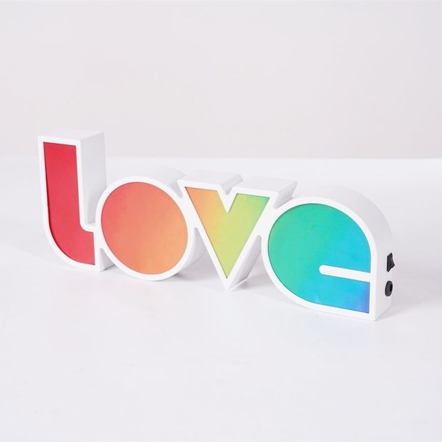 Amore forma arcobaleno a