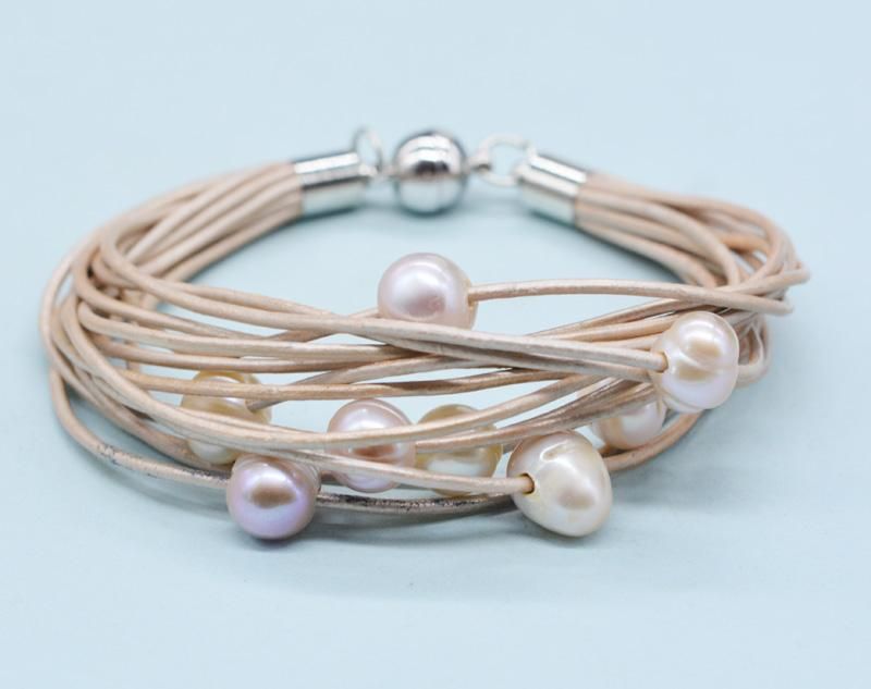 Pearl bracelet