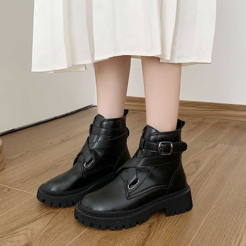 2022 Moda New Zapatos Mujeres de mujer Otoño Invierno All-Patch Boots Mujeres de