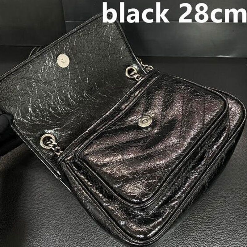 svart 28 cm