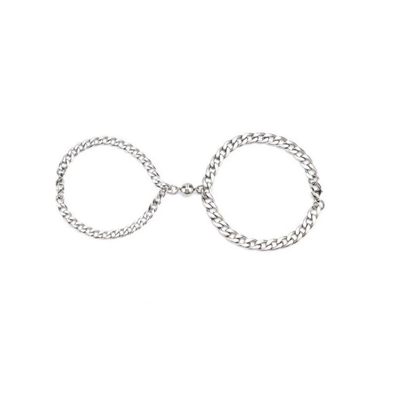 1 pair round pandent bracelets:silver