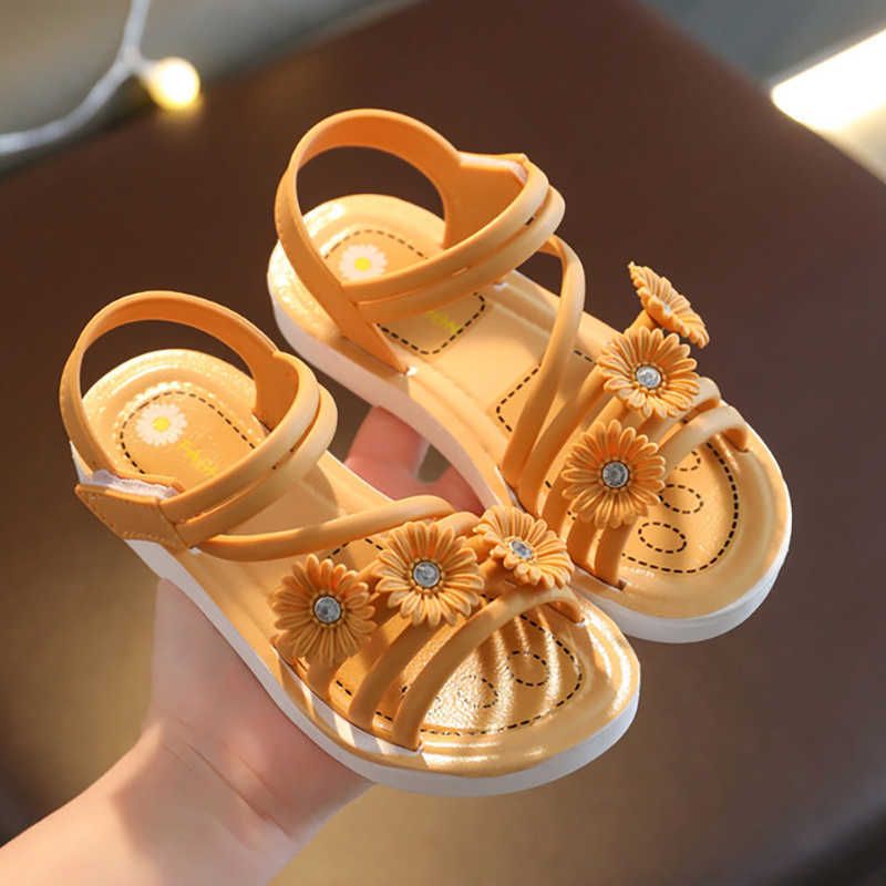 2021 Nuevos Sandalias de verano para niñas 8 años de Zapatos para niños Tres flores
