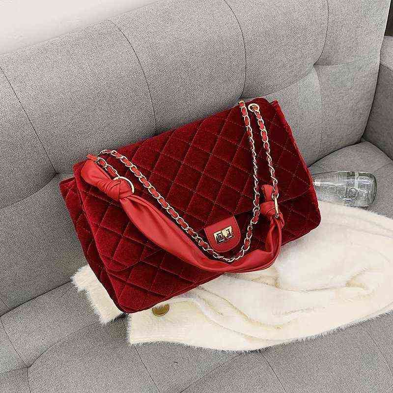 Style3-Velor-Red