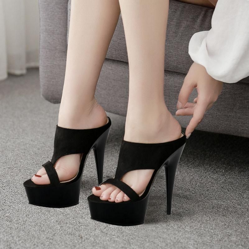 Sexy Mature In Heels