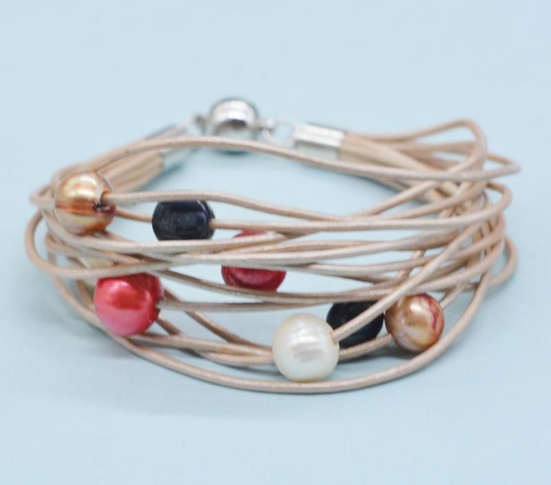 Pearl bracelet1