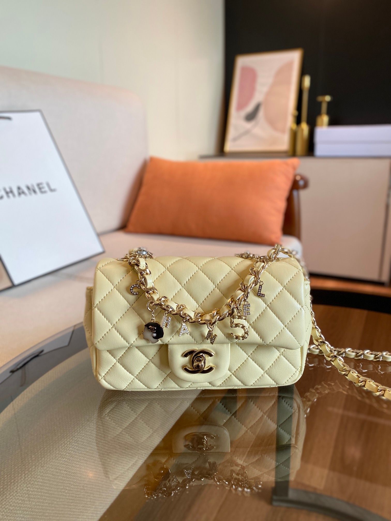 chanel flip bolsa