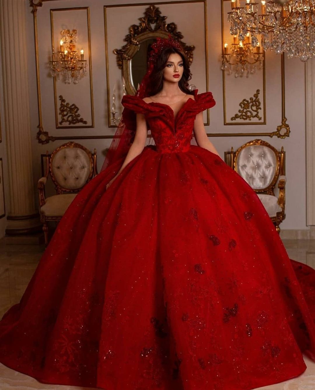 2021 Princesa Vestidos De Novia Rojos Volantes Bola De Encaje Luchas De Novia Lujoso Talla Grande Vestido De Novia 175,42 € DHgate