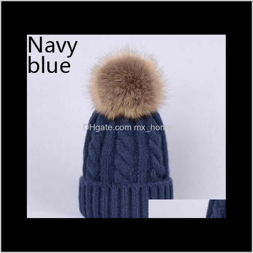 Navy blau