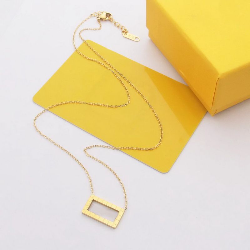 Or jaune / collier (pas de boîte d'origine)