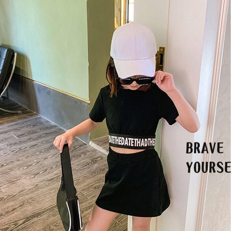 Compra Conjuntos De Ropa 2 Piezas Juego De Juegos Para Niños Conjunto De  Niñas Impresión De Letras O Cuello De Manga Corta Tops De Manga Corta +  Falda De Color Sólido Para
