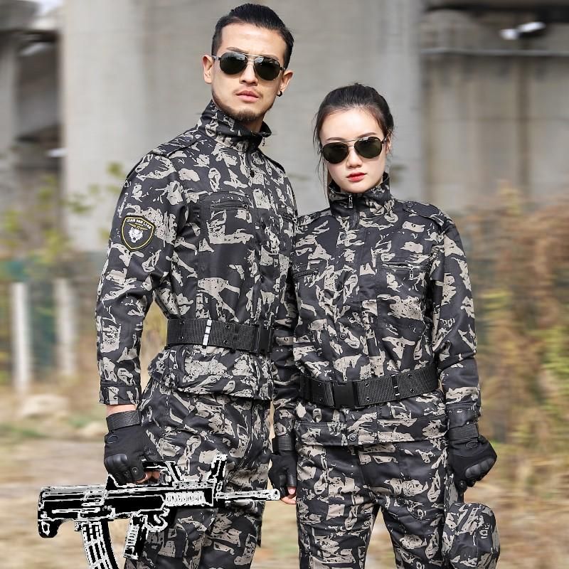 El Ejército presenta los uniformes que usarán los elementos de la Guardia  Nacional