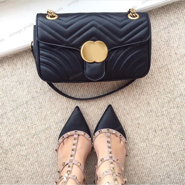 flat leather crossbody bolsa