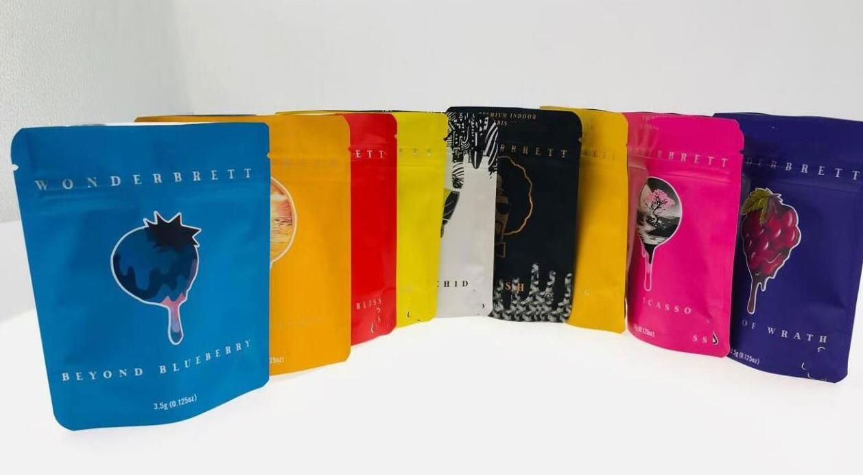 10 Cali Bags Wonderbrett Black Orchid 3.5 Bags Zip NEU Mylar Cali COOKIES 10 Cali Bags Wonderbrett Black Orchid 3.5 Bags Zip NEU Mylar Cali COOKIES