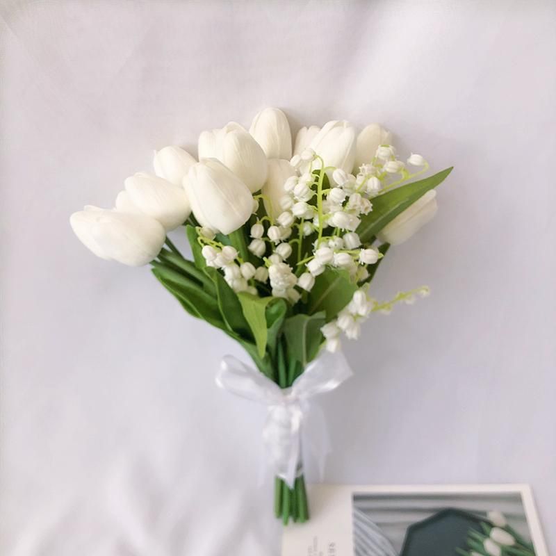 Flores de casamento 2021 tulipa branca pura com sino orquídea fiori spassa  em mãos pequenas buquê
