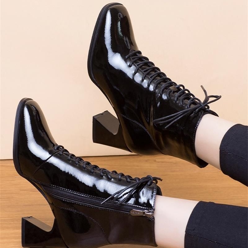 Botas primavera 2021 Patente de cuero alto tacones altos mujeres de mujer  brillante gruesa y 2021 Desde livewellc, 172,8 € | DHgate Móvil