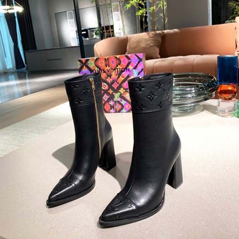 Koop Dropshipping Laarzen Online, GoedkopeLuxe Merk Schoenen Ontwerper Dames  Laarzen Hoge Hakken En Lederen Buitenshuis Mode Boot Dqbag 070 Bij  Bagandshoe |DHgate