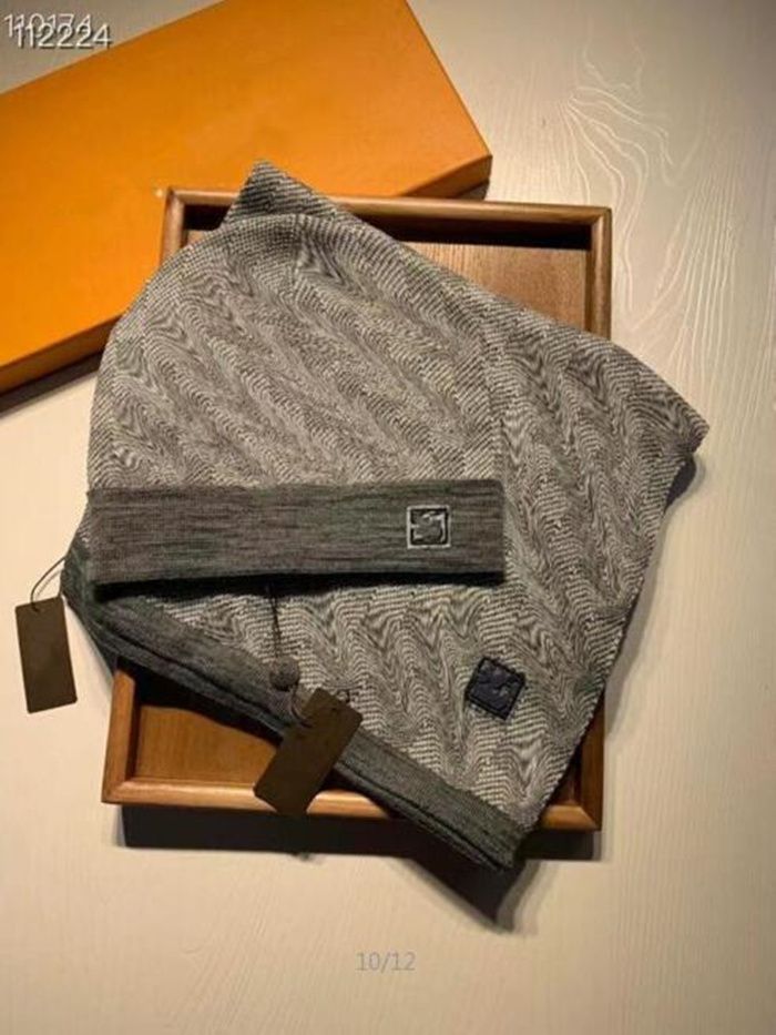 LV Petit Damier Scarf and Beanie wool set Brown - Women's Clothing