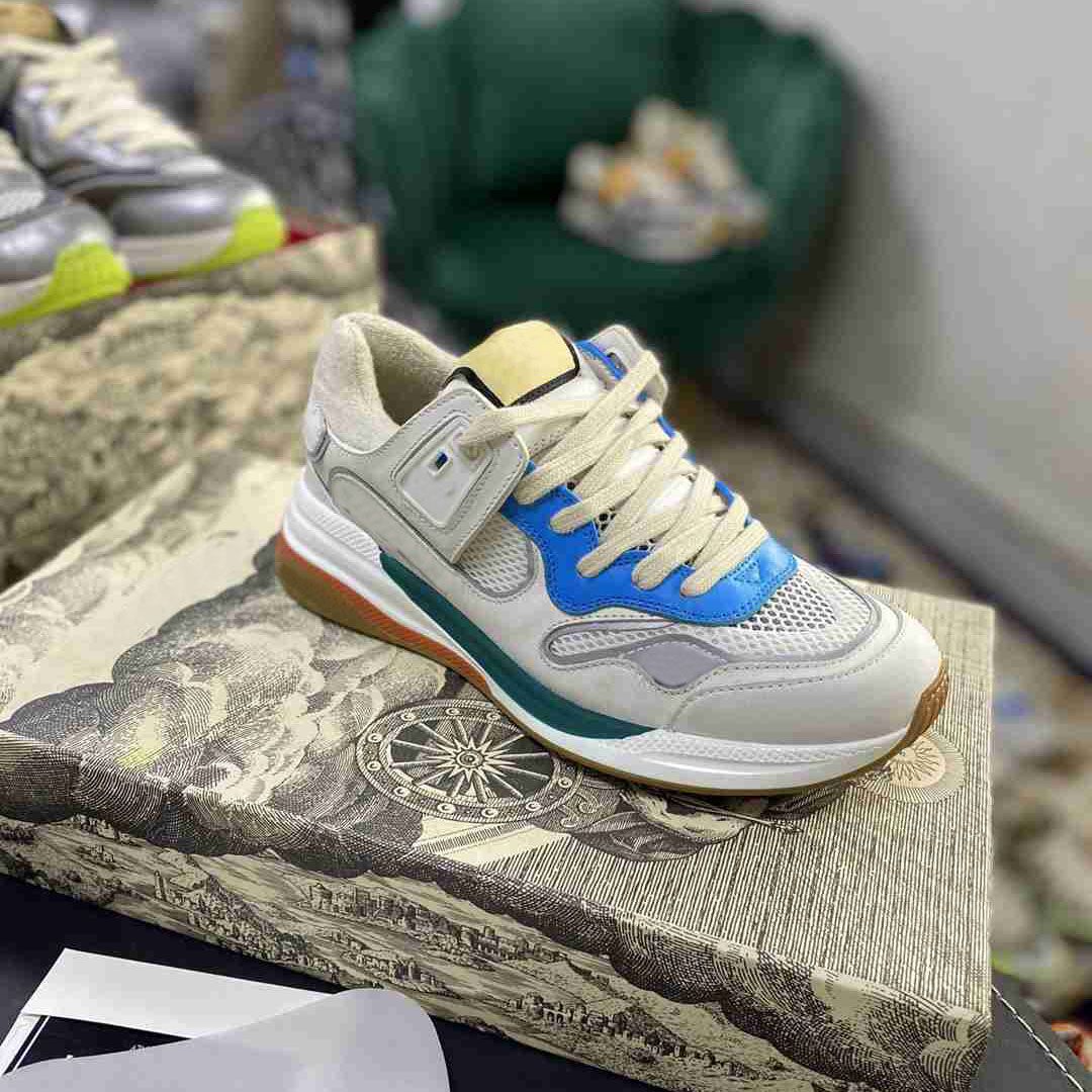 Merk schoenen in de kleur witte voor dames in de uitverkoop| KLEDING.nl