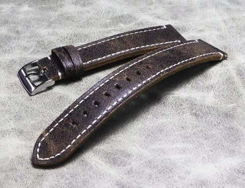 Brown pin buckle 20mm