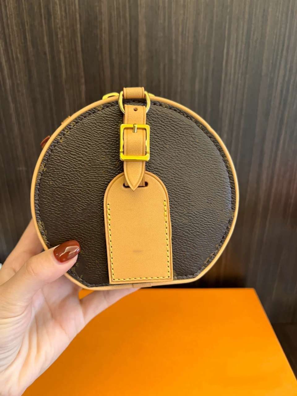 small round handbolsas