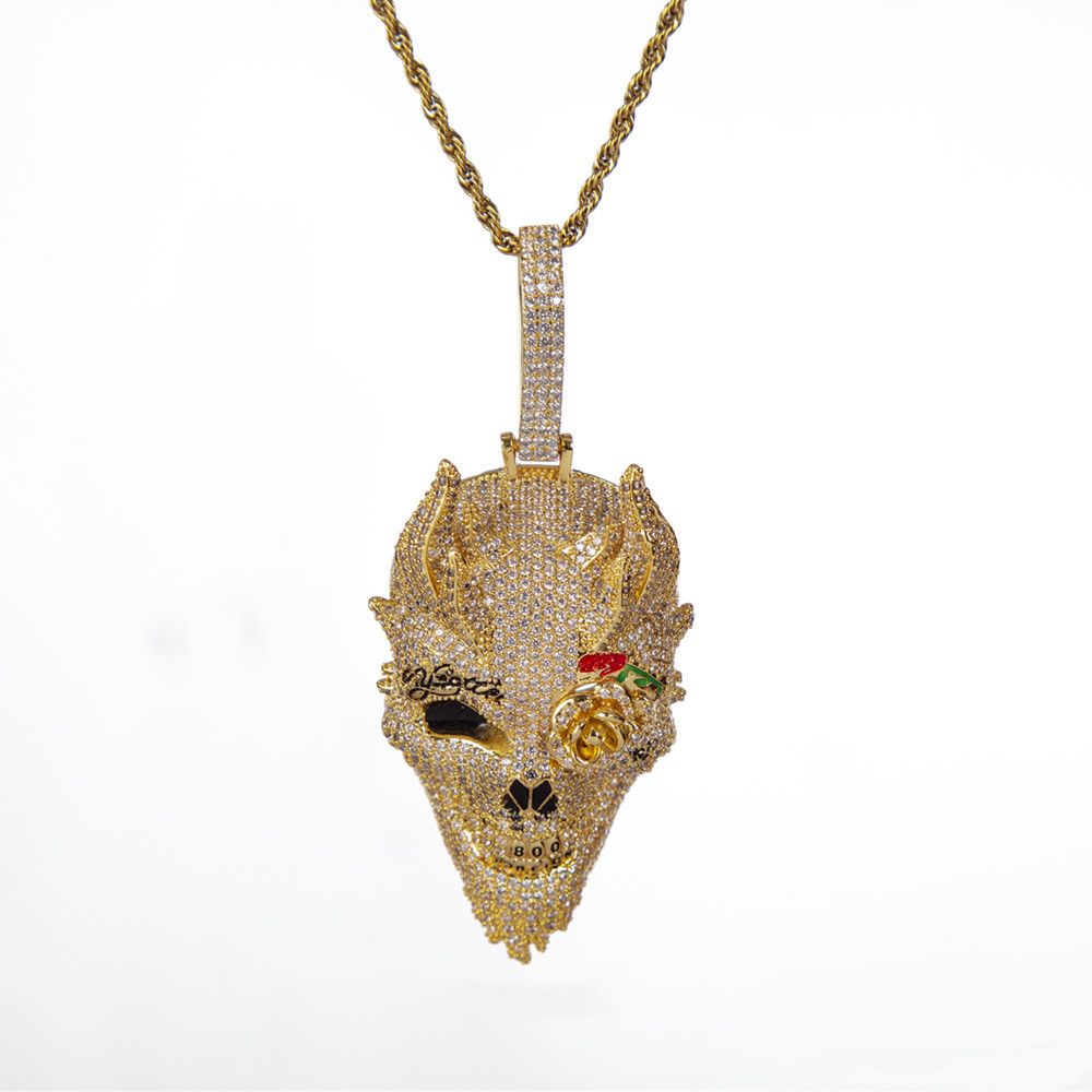 gold pendant with 16inch rope chain