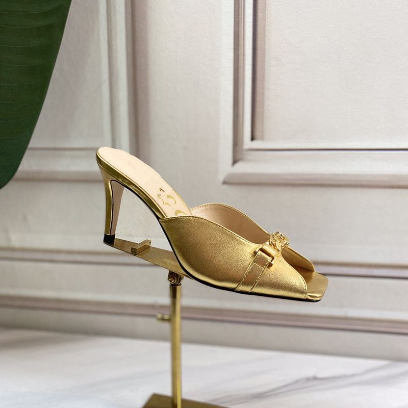 Gold slipper