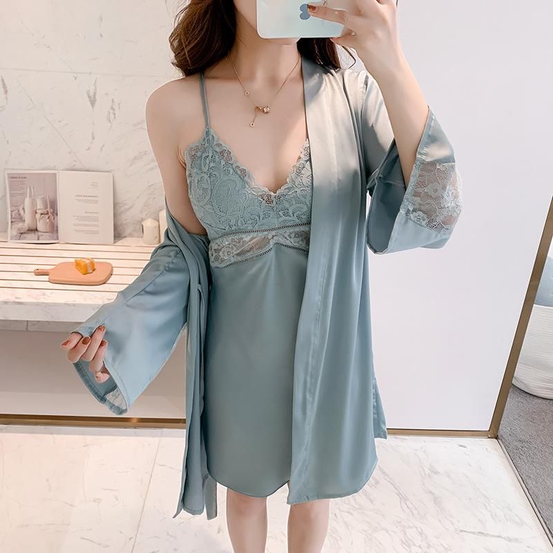 Ensemble de peignoir bleu