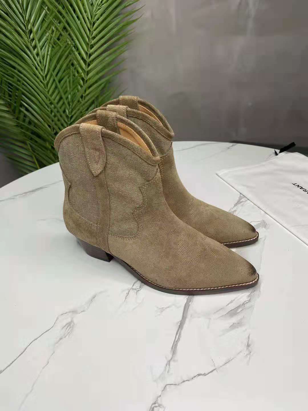 Botas y Botines - El mejor estilo a tus pies | Paris.cl